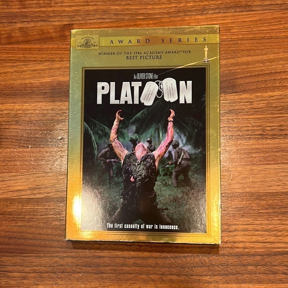 Platoon - Special Edition DVD -  Like New